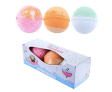 Load image into Gallery viewer, * SALE * Pugs and Kisses Bath Bombs - Fruity Scents - 3 Bath Bombs Gift Box