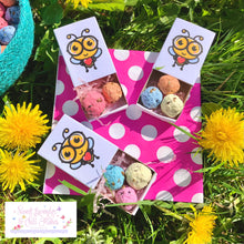 Load image into Gallery viewer, Bee Kind Wildflowers Seed Bombs Gift Box