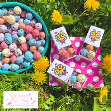 Load image into Gallery viewer, Bee Kind Wildflowers Seed Bombs Gift Box